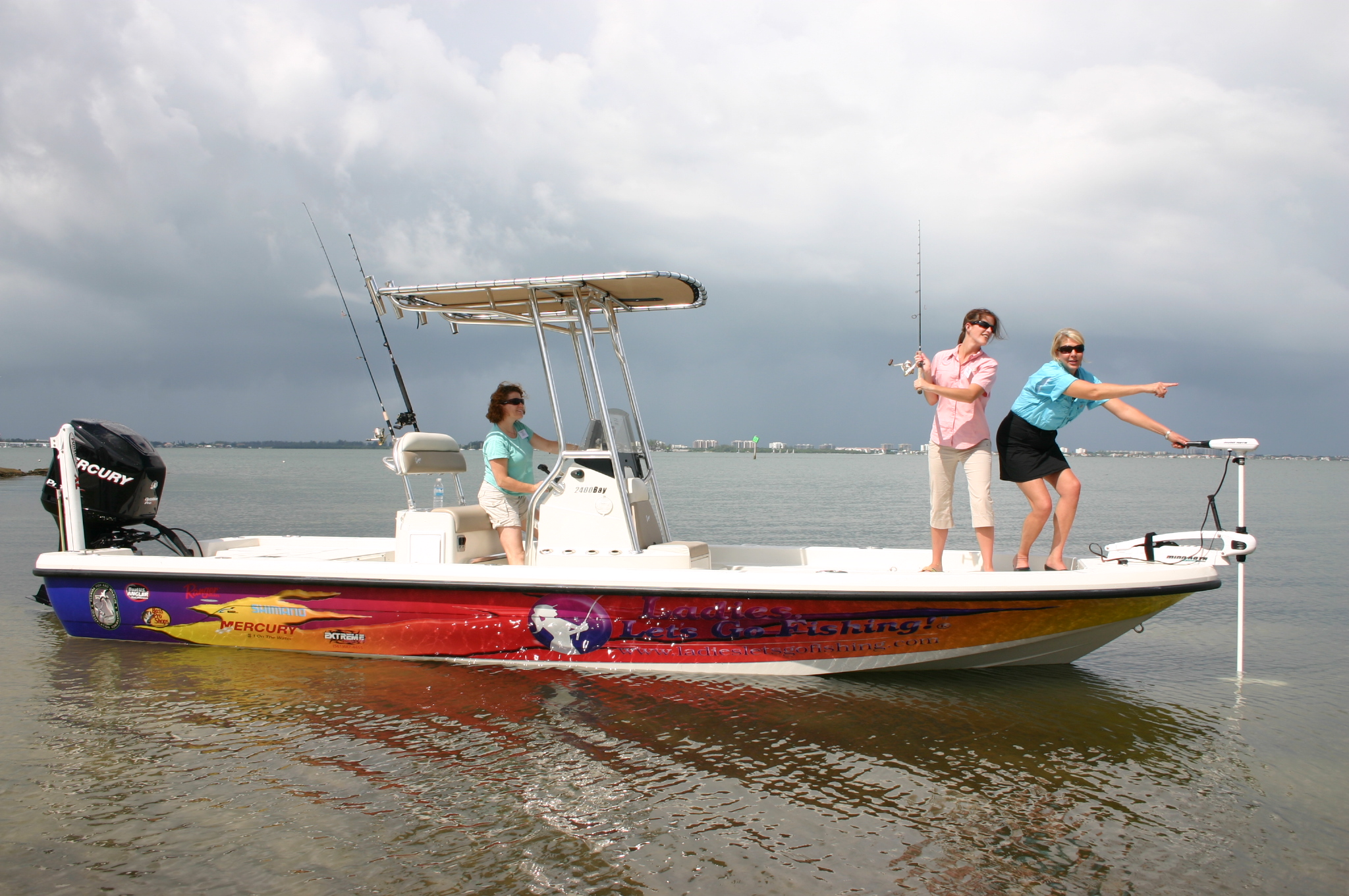 Best And Most Versatile Boat For Inshore And Offshore — Saltwater  Experience Fishing